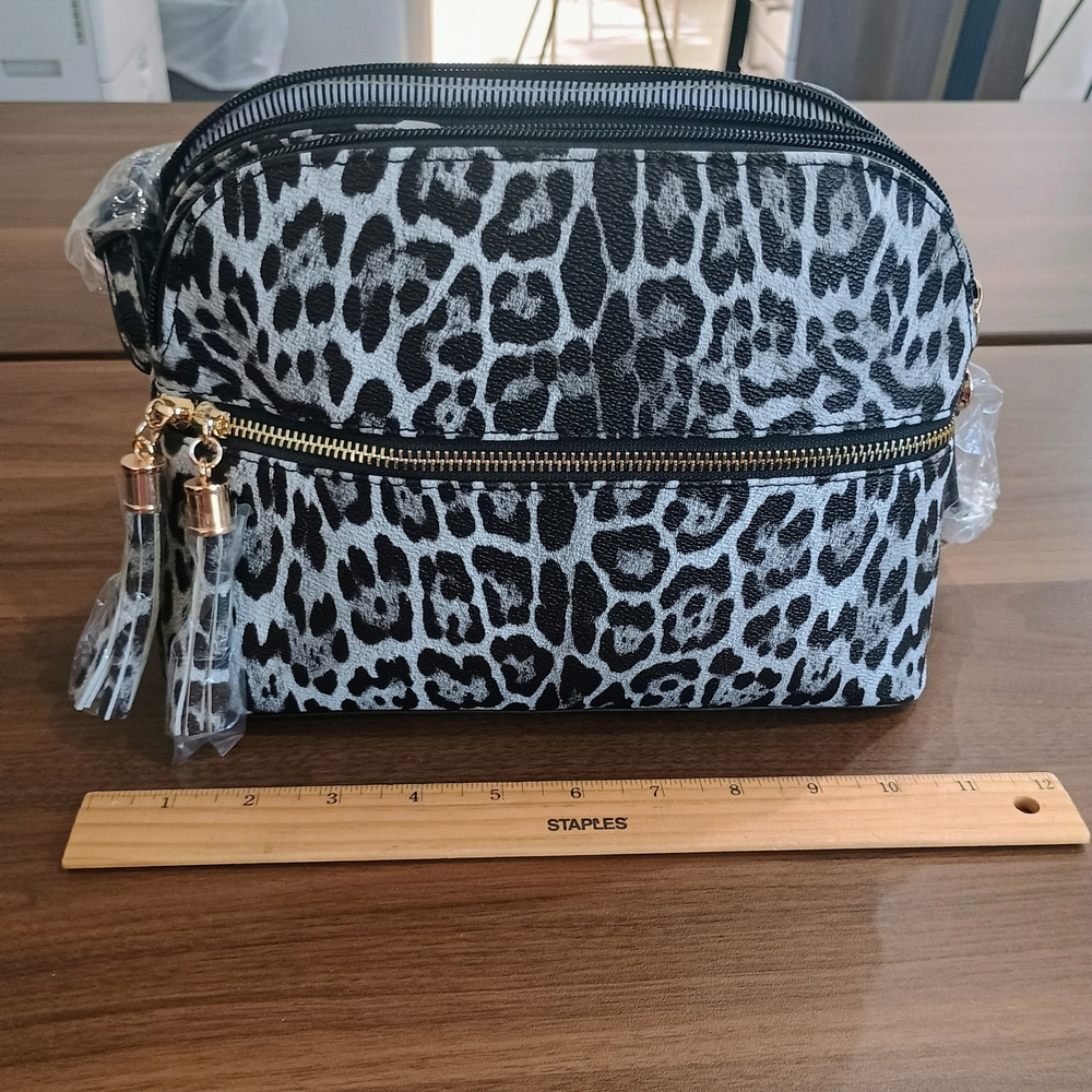 Leopard Print Crossbody Bag - Black & White - Picture 5 of 6